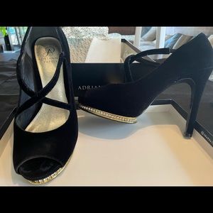 Suede High Heel Sandal/Stones